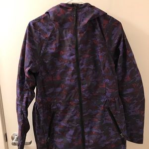 Lululemon Rain for Daze Jacket II, Blue/purp camo